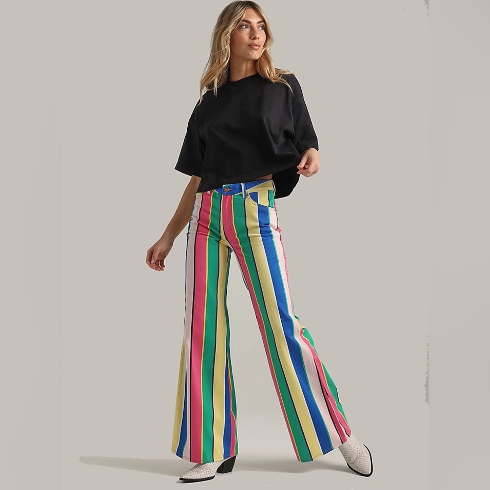 Women's Wrangler® Laser Striped Wanderer 622 High Rise Flare Jean